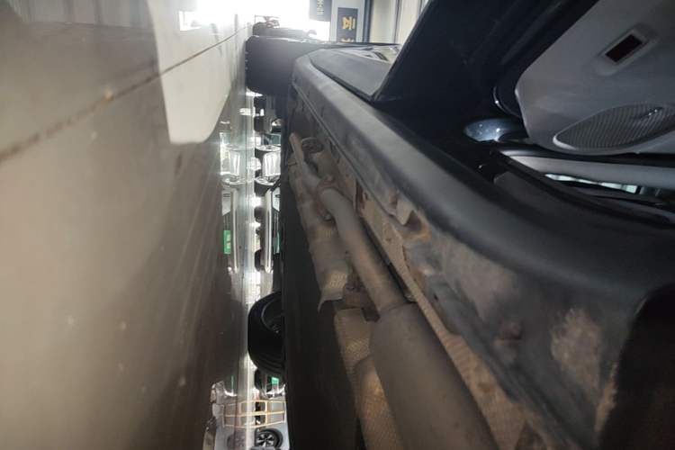 Used Leapmotor C11 2023 Range-Extended 180 Comfort Edition Left Side Sill