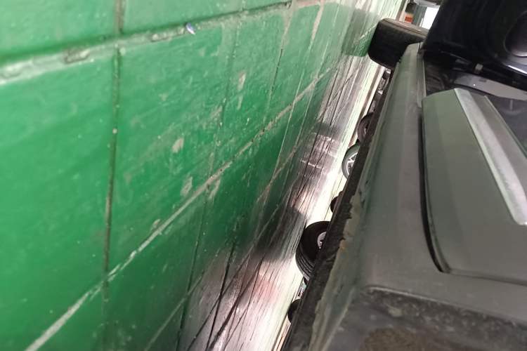 Used Leapmotor C11 2023 Pure Electric 500 Smart Edition Left Side Sill