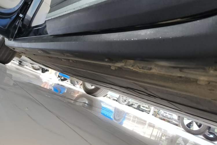 Used Leapmotor C11 2023 Pure Electric 500 Smart Edition Left Side Sill