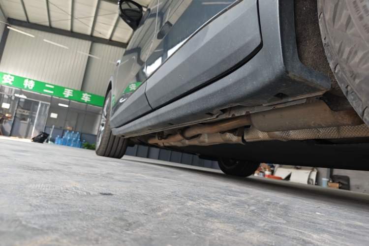 Used Leapmotor C11 2023 Extended-Range 285 Comfort Edition Left Side Sill