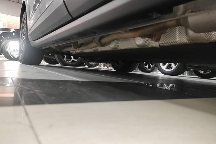 Used Leapmotor C11 2023 Range-Extended 200 Comfort Edition Left Side Sill