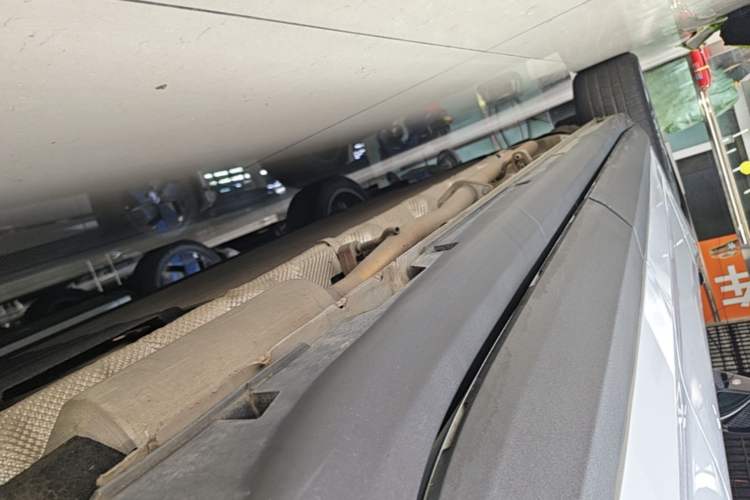 Used Leapmotor C11 2023 Range-Extended 200 Comfort Edition Left Side Sill