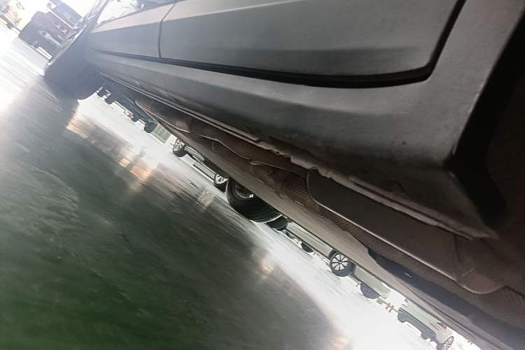 Used Leapmotor C11 2023 Range-Extended 180 Comfort Edition Left Side Sill