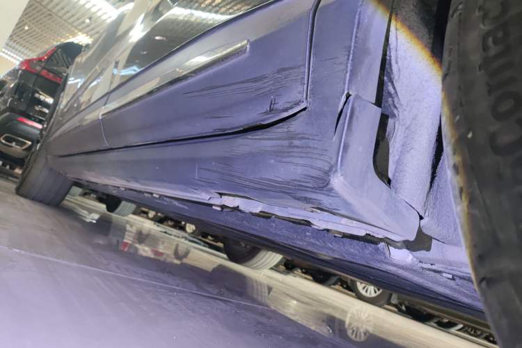 Used Leapmotor C11 2023 Pure Electric 580 All-Wheel-Drive Performance Edition Left Side Sill