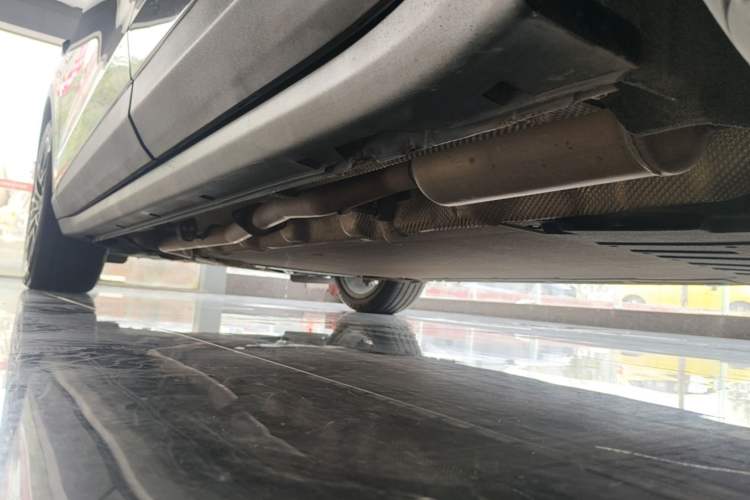 Used Leapmotor C11 2023 Range-Extended 180 Comfort Edition Left Side Sill
