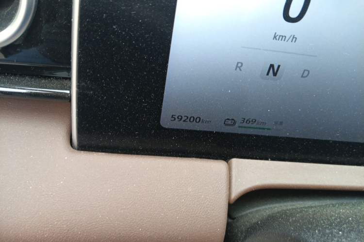 Used Leapmotor C11 2023 Pure Electric 500 Comfort Edition Odometer Close Up