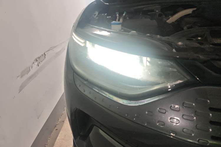 Used Leapmotor C11 2023 Extended-Range 285 Comfort Edition Right Front Headlight