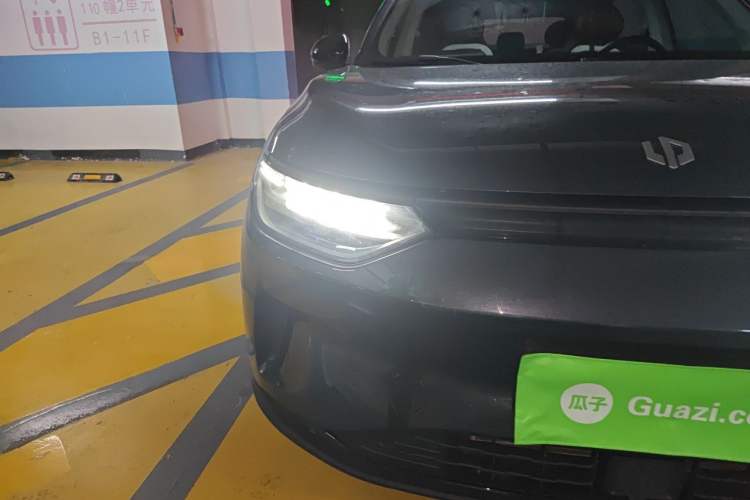 Used Leapmotor C11 2023 Pure Electric 500 Comfort Edition Right Front Headlight