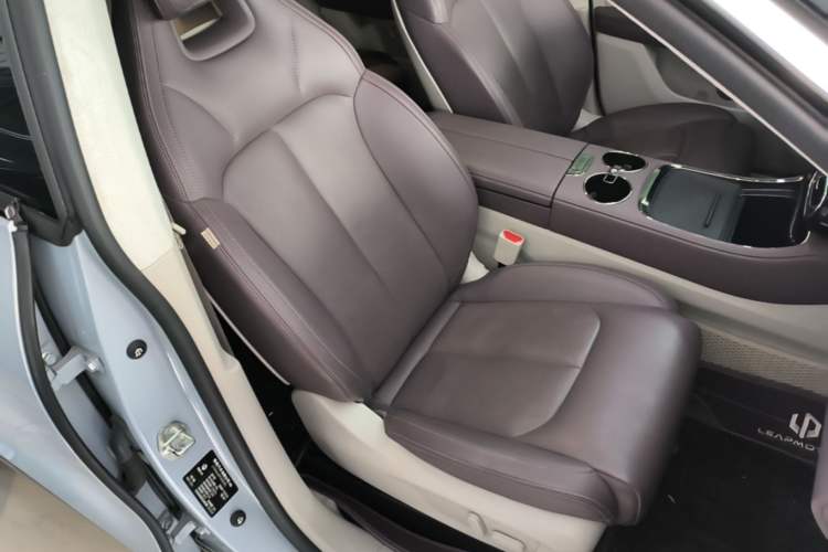 Used Leapmotor C11 2023 Range-Extended 285 Smart Enjoyment Edition Right Front Seat