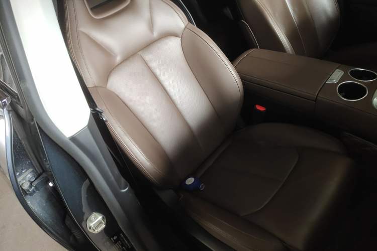 Used Leapmotor C11 2023 Extended-Range 285 Comfort Edition Right Front Seat