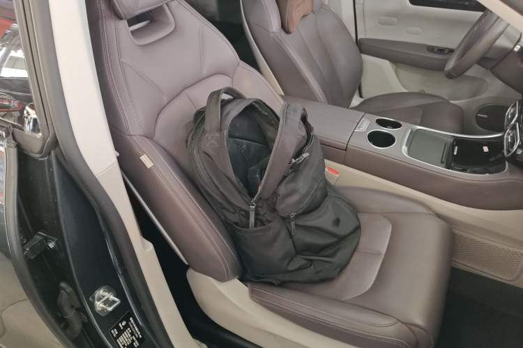 Used Leapmotor C11 2023 Range-Extended 200 Comfort Edition Right Front Seat