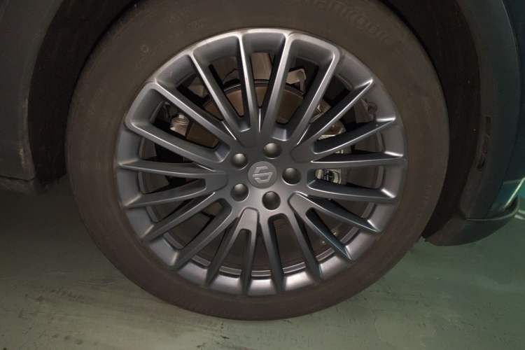 Used Leapmotor C11 2023 Range-Extended 200 Comfort Edition Right Front Wheel Hub