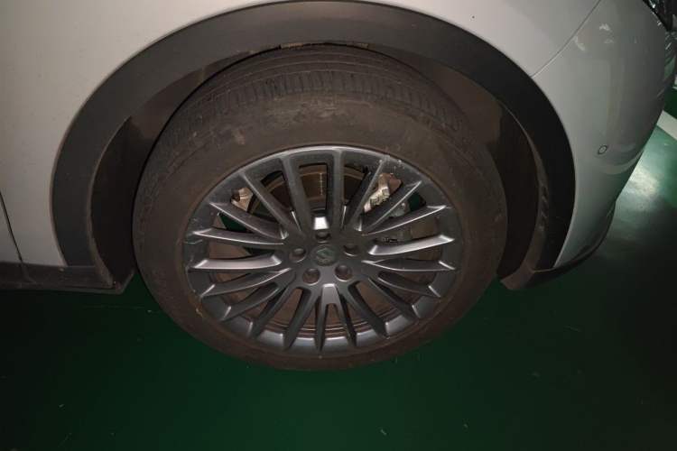Used Leapmotor C11 2023 Range-Extended 300 Smart Enjoyment Edition Right Front Wheel Hub