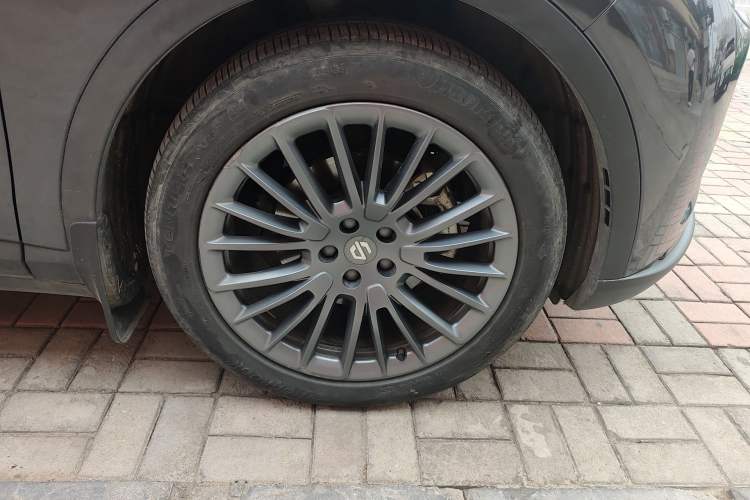 Used Leapmotor C11 2023 Range-Extended 300 Comfort Edition Right Front Wheel Hub