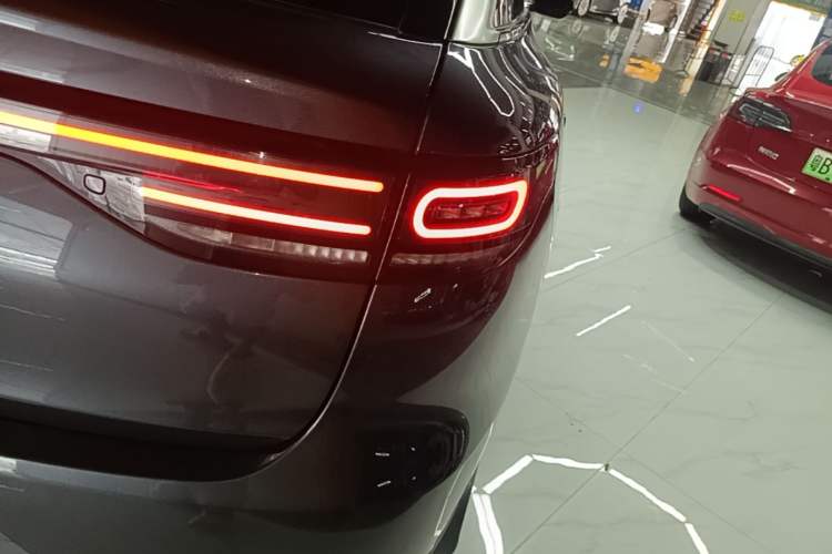 Used Leapmotor C11 2023 Range-Extended 300 Smart Enjoyment Edition Right Rear Taillight