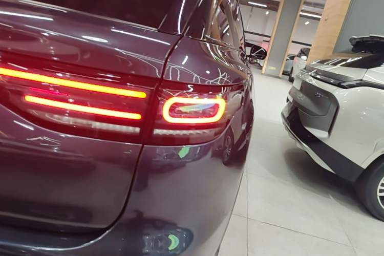 Used Leapmotor C11 2023 Range-Extended 180 Comfort Edition Right Rear Taillight