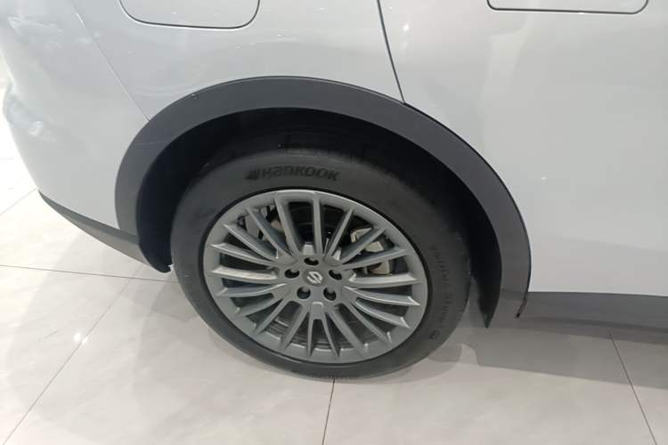Used Leapmotor C11 2023 Range-Extended 300 Comfort Edition Right Rear Wheel Hub