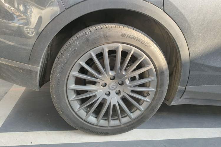 Used Leapmotor C11 2023 Range-Extended 200 Comfort Edition Right Rear Wheel Hub