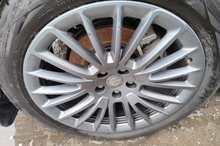 Used Leapmotor C11 2023 Range-Extended 300 Smart Enjoyment Edition Right Rear Wheel Hub