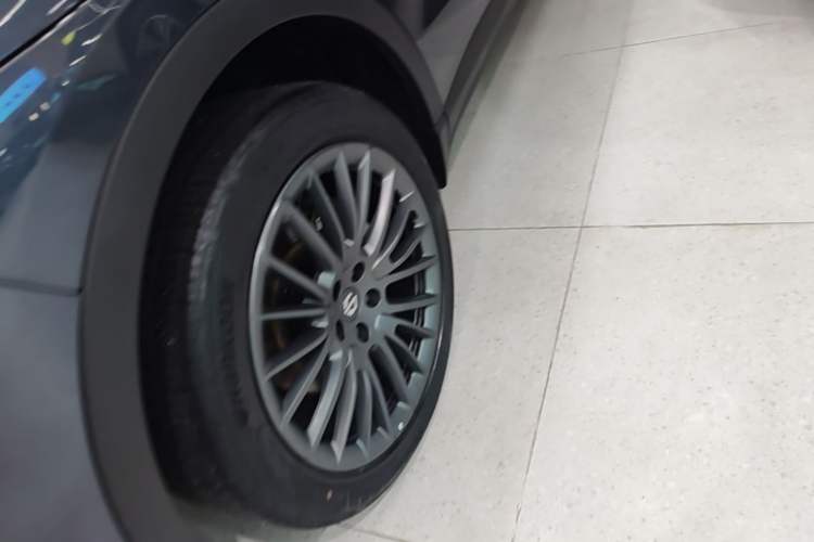 Used Leapmotor C11 2023 Range-Extended 180 Comfort Edition Right Rear Wheel Hub