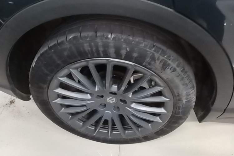 Used Leapmotor C11 2023 Pure Electric 500 Smart Edition Right Rear Wheel Hub