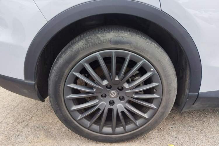 Used Leapmotor C11 2023 Pure Electric 500 Comfort Edition Right Rear Wheel Hub