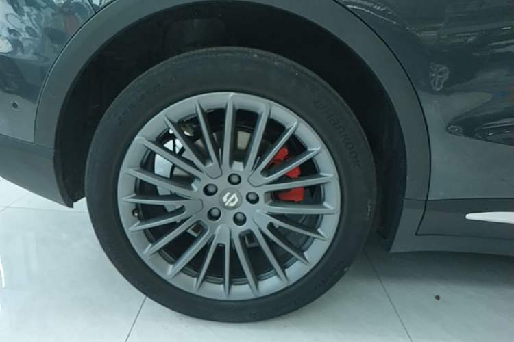 Used Leapmotor C11 2023 Range-Extended 300 Smart Enjoyment Edition Right Rear Wheel Hub