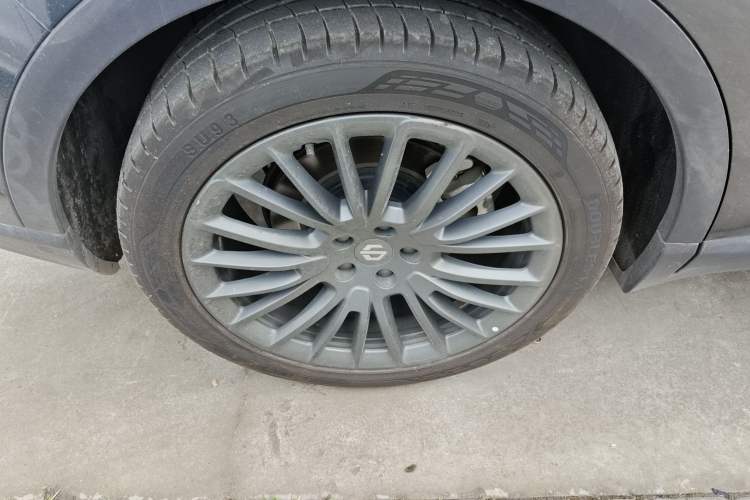 Used Leapmotor C11 2023 Pure Electric 500 Comfort Edition Right Rear Wheel Hub