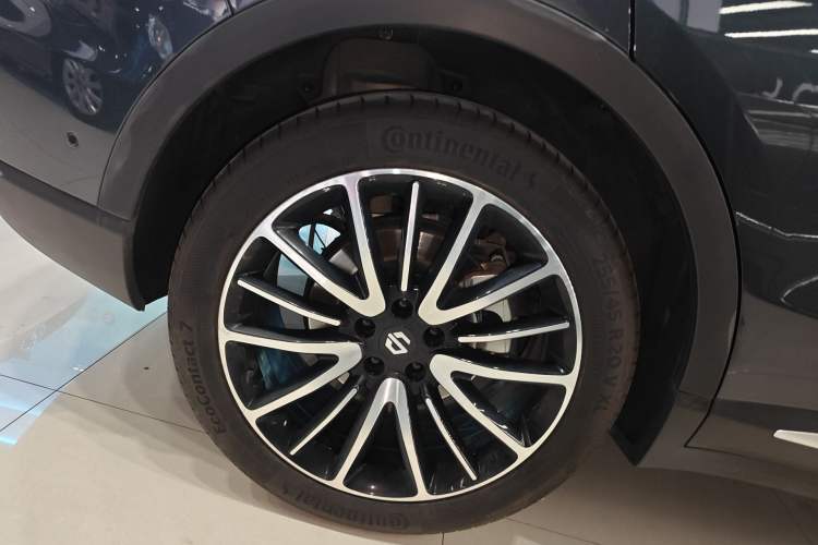 Used Leapmotor C11 2023 Range-Extended 285 Smart Enjoyment Edition Right Rear Wheel Hub