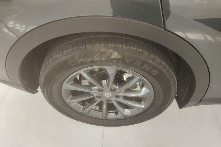Used Leapmotor C11 2023 Range-Extended 180 Comfort Edition Right Rear Wheel Hub