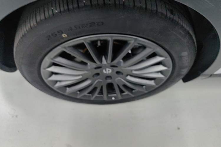 Used Leapmotor C11 2023 Pure Electric 500 Comfort Edition Right Rear Wheel Hub