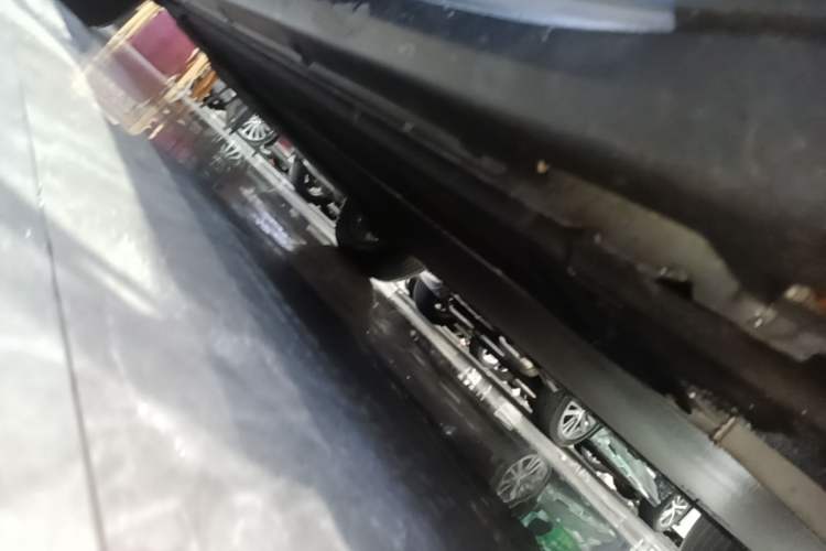 Used Leapmotor C11 2023 Range-Extended 300 Comfort Edition Right Side Sill