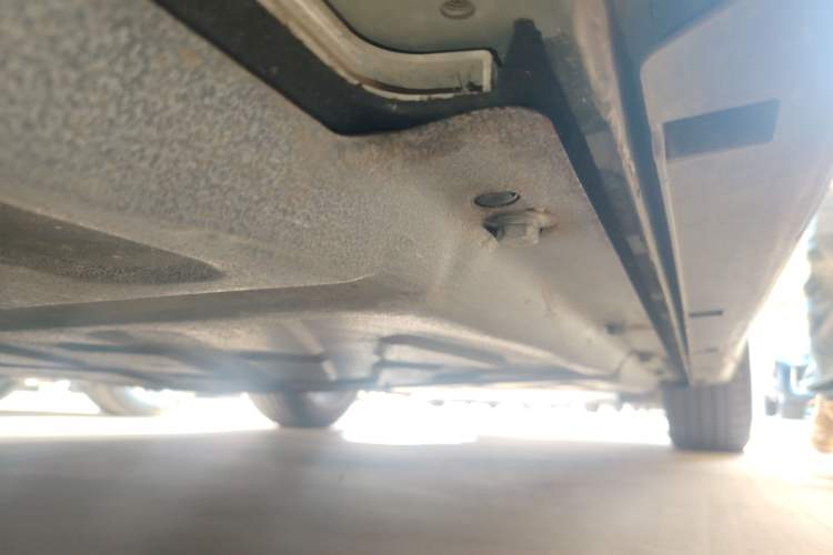 Used Leapmotor C11 2023 Pure Electric 500 Smart Edition Right Side Sill