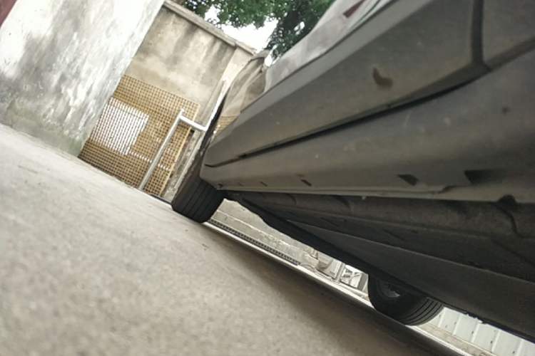 Used Leapmotor C11 2023 Range-Extended 180 Comfort Edition Right Side Sill