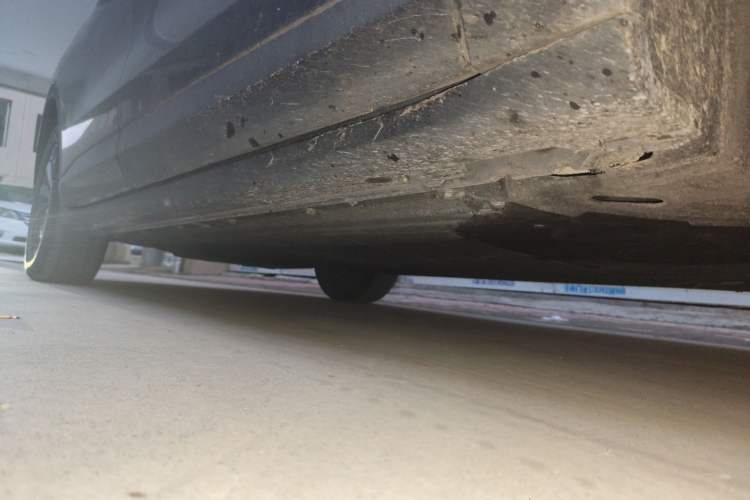 Used Leapmotor C11 2023 Pure Electric 500 Comfort Edition Right Side Sill
