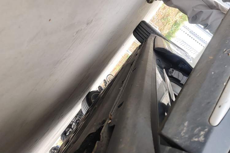 Used Leapmotor C11 2023 Pure Electric 500 Smart Edition Right Side Sill