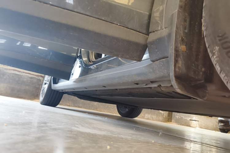 Used Leapmotor C11 2023 Range-Extended 300 Comfort Edition Right Side Sill