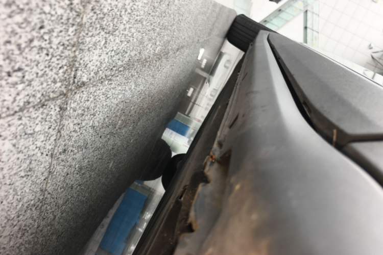 Used Leapmotor C11 2023 Pure Electric 500 Comfort Edition Right Side Sill