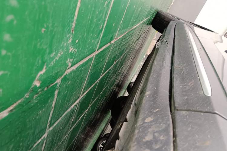 Used Leapmotor C11 2023 Pure Electric 500 Smart Edition Right Side Sill
