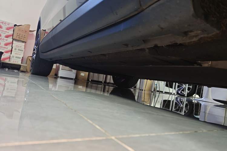 Used Leapmotor C11 2023 Extended-Range 285 Comfort Edition Right Side Sill