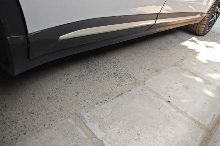 Used Leapmotor C11 2023 Range-Extended 285 Smart Enjoyment Edition Right Side Sill