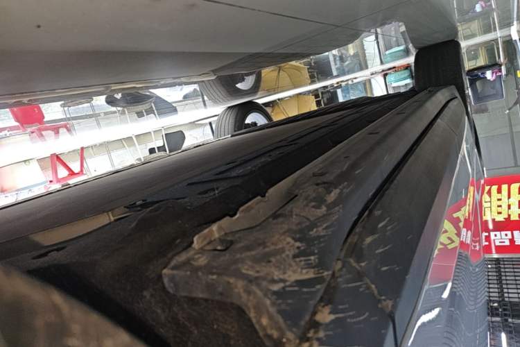 Used Leapmotor C11 2023 Range-Extended 200 Comfort Edition Right Side Sill