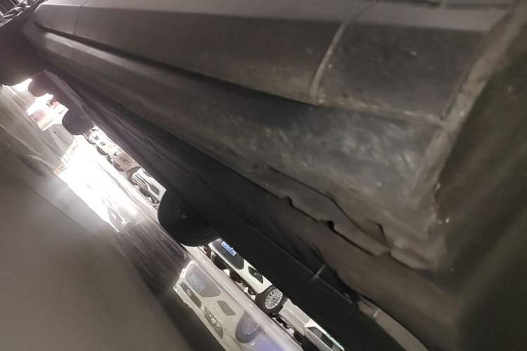 Used Leapmotor C11 2023 Range-Extended 200 Comfort Edition Right Side Sill