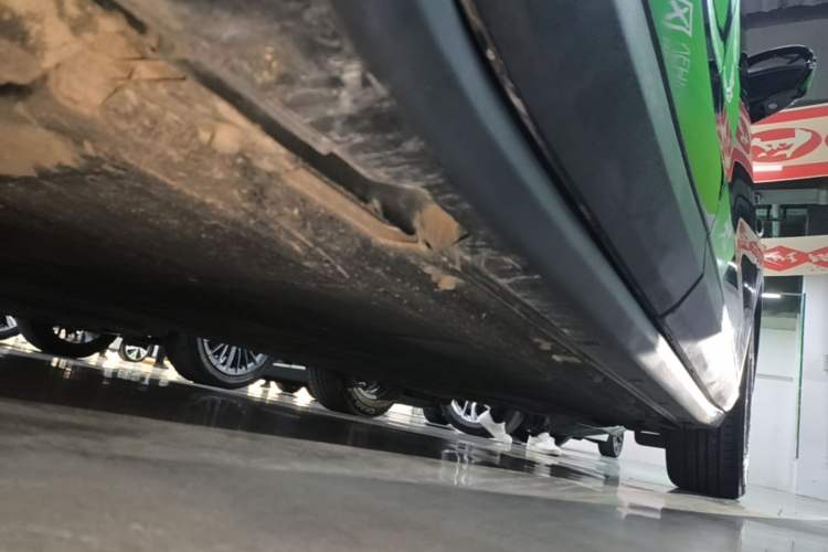 Used Leapmotor C11 2023 Pure Electric 500 Comfort Edition Right Side Sill