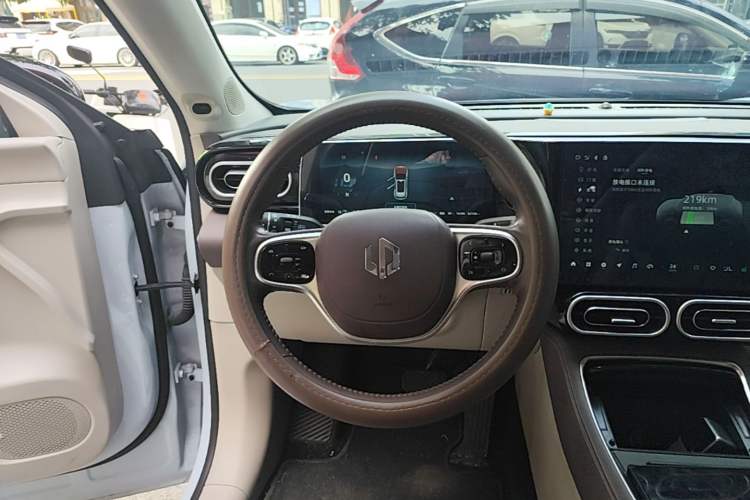 Used Leapmotor C11 2023 Range-Extended 300 Comfort Edition Steering Wheel