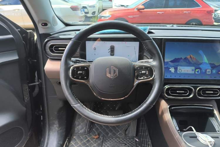 Used Leapmotor C11 2023 Pure Electric 500 Smart Edition Steering Wheel