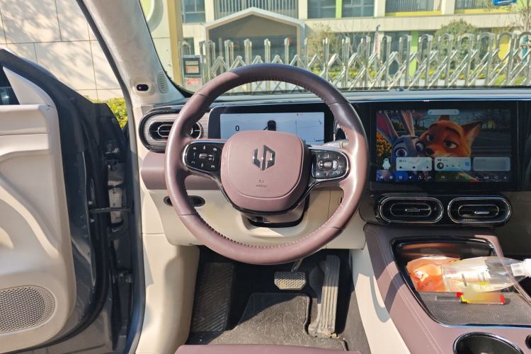 Used Leapmotor C11 2023 Pure Electric 580 All-Wheel-Drive Performance Edition Steering Wheel