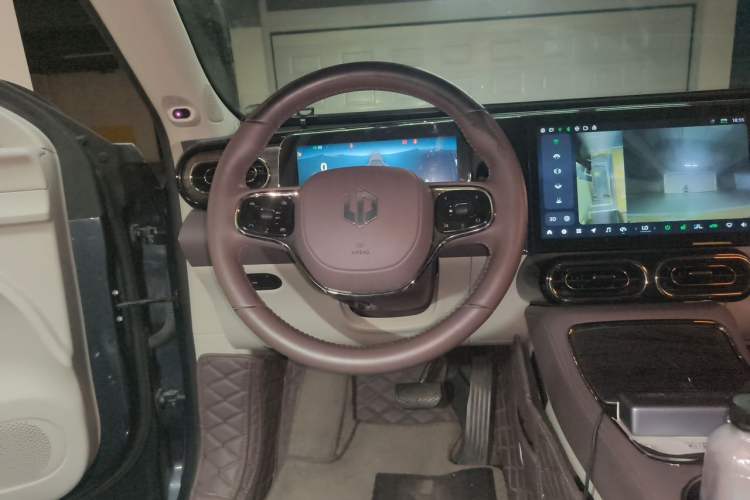 Used Leapmotor C11 2023 Range-Extended 285 Smart Enjoyment Edition Steering Wheel