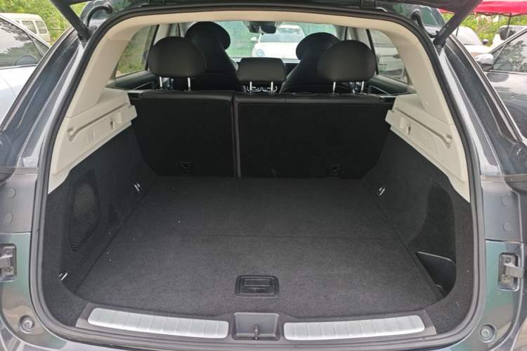 Used Leapmotor C11 2023 Pure Electric 500 Comfort Edition Trunk