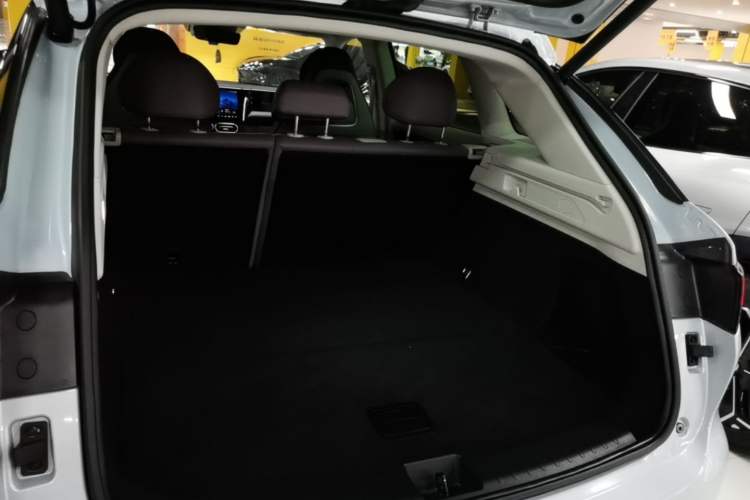 Used Leapmotor C11 2023 Range-Extended 200 Comfort Edition Trunk